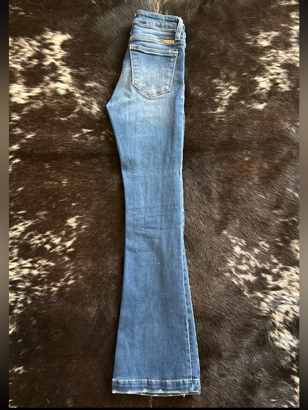 KanCan distressed jeans